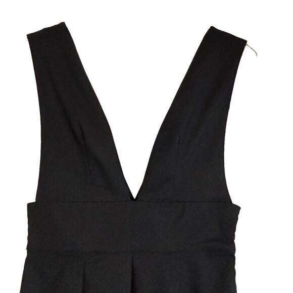 by the way Gloria Jumpsuit Womens Size S Black Low Deep V Neck Date Night Sexy - Picture 6 of 10